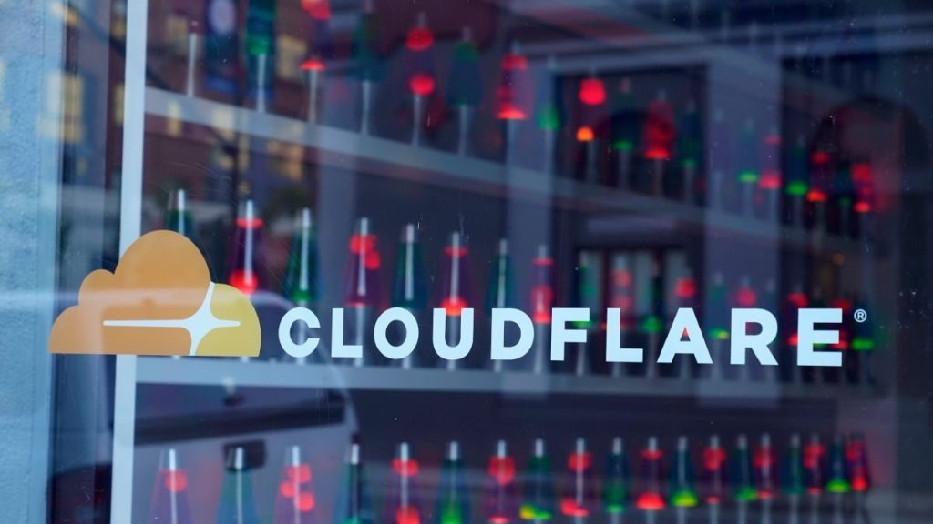 Έπεσε ξανά Cloudflare: Τεράστια προβλήματα σε δεκάδες sites – Εκτός λειτουργίας Canva και Downdetector